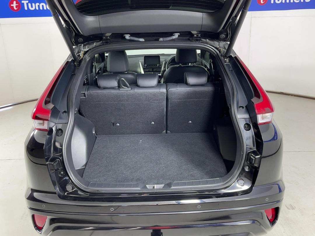 Photo '14' of Mitsubishi Eclipse Cross