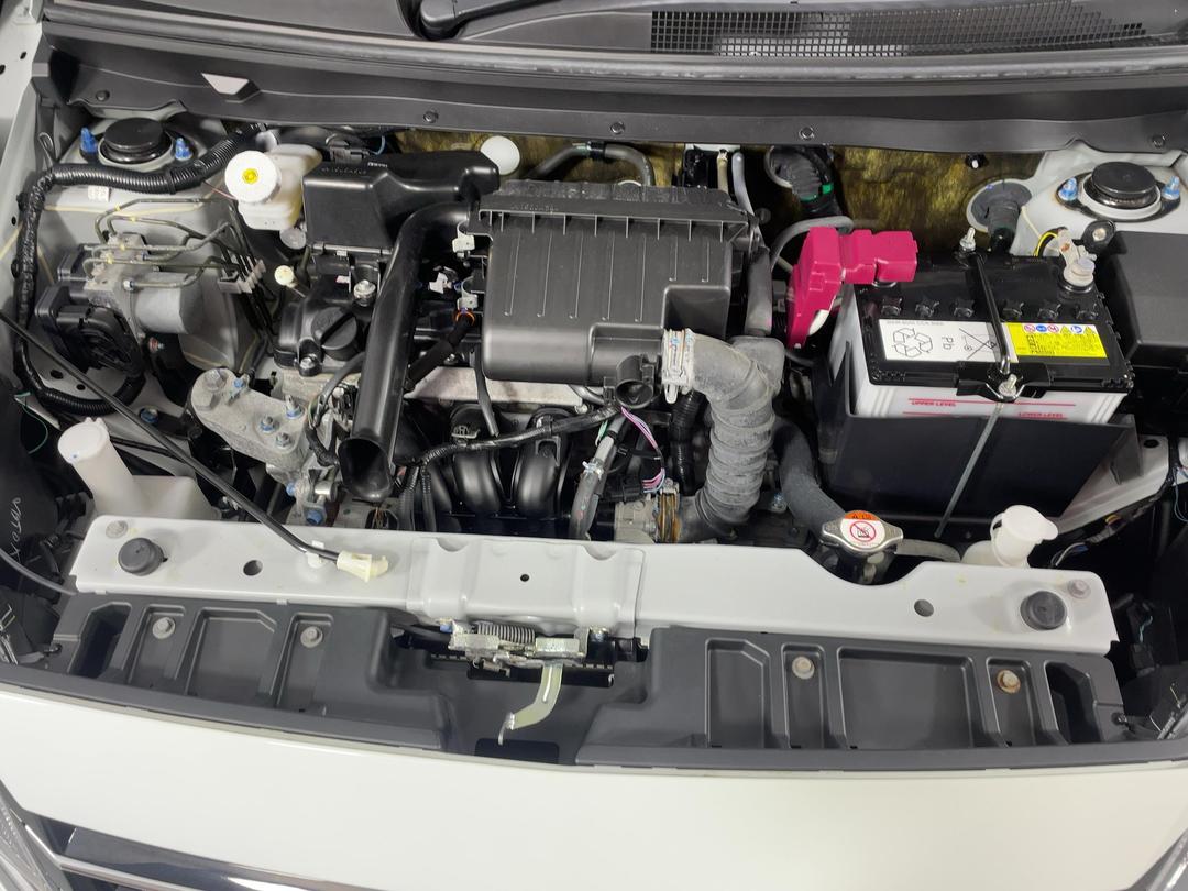 Photo '13' of Mitsubishi Mirage