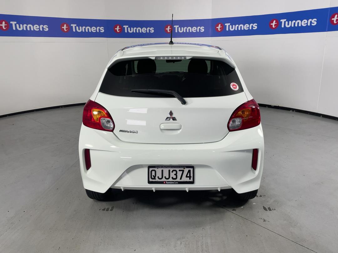Photo '6' of Mitsubishi Mirage