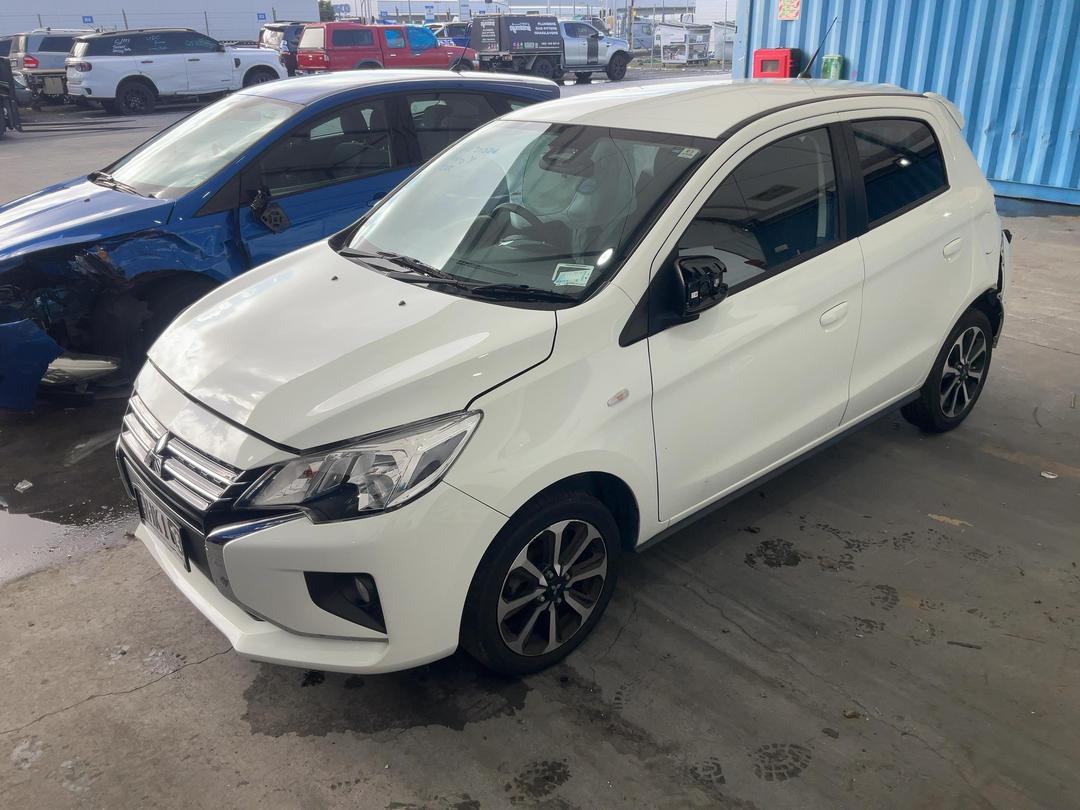 Photo '5' of Mitsubishi Mirage XLS