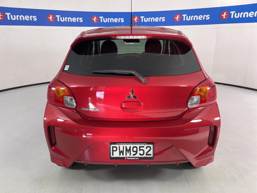 Photo '6' of Mitsubishi Mirage