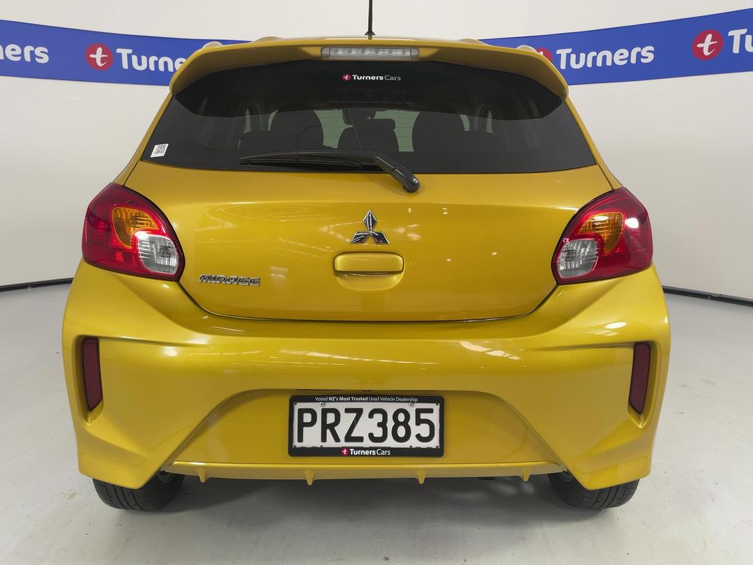 Photo '6' of Mitsubishi Mirage