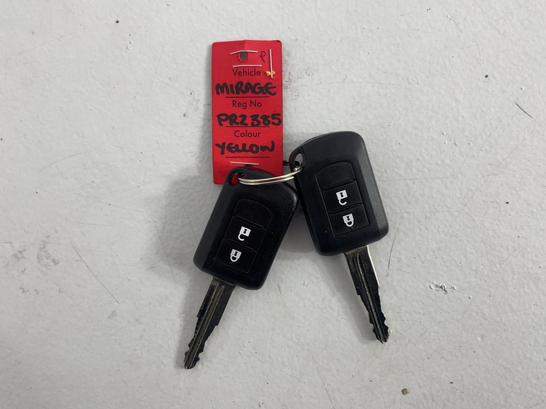 Photo '22' of Mitsubishi Mirage
