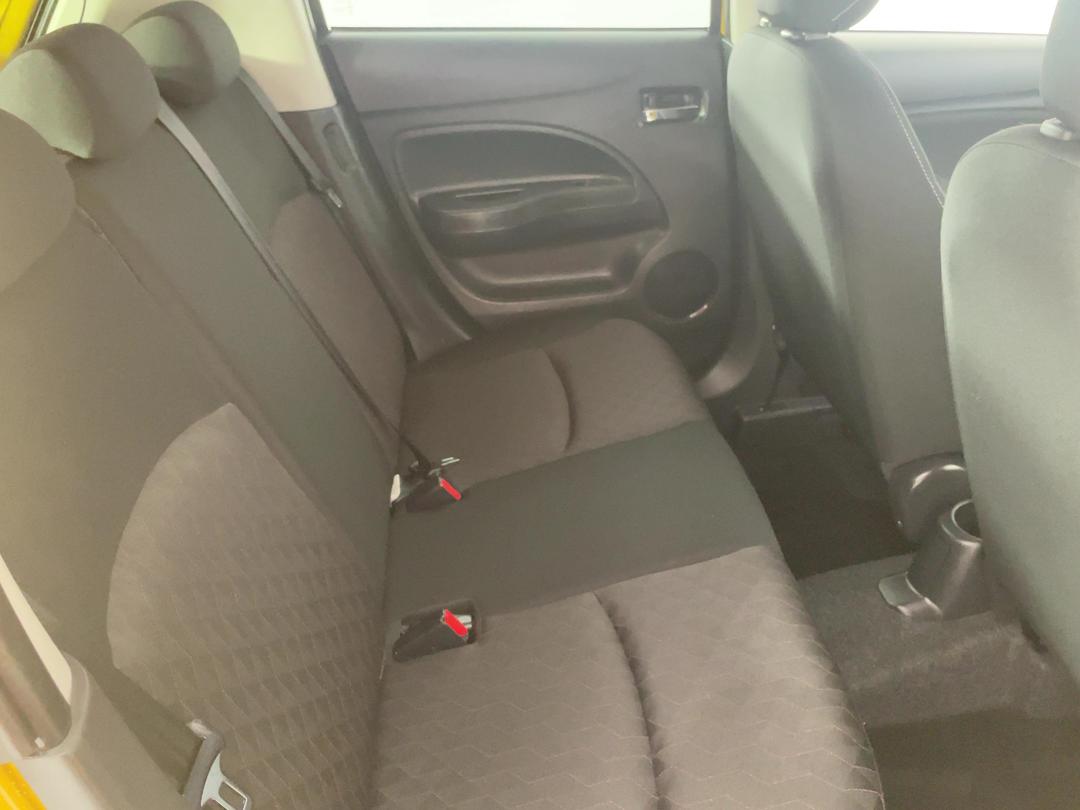 Photo '20' of Mitsubishi Mirage