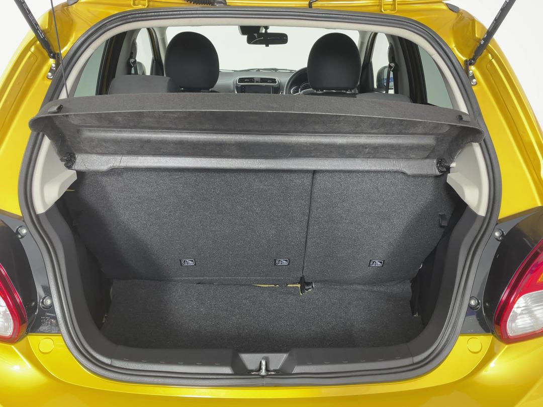 Photo '14' of Mitsubishi Mirage