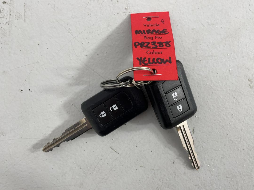 Photo '22' of Mitsubishi Mirage