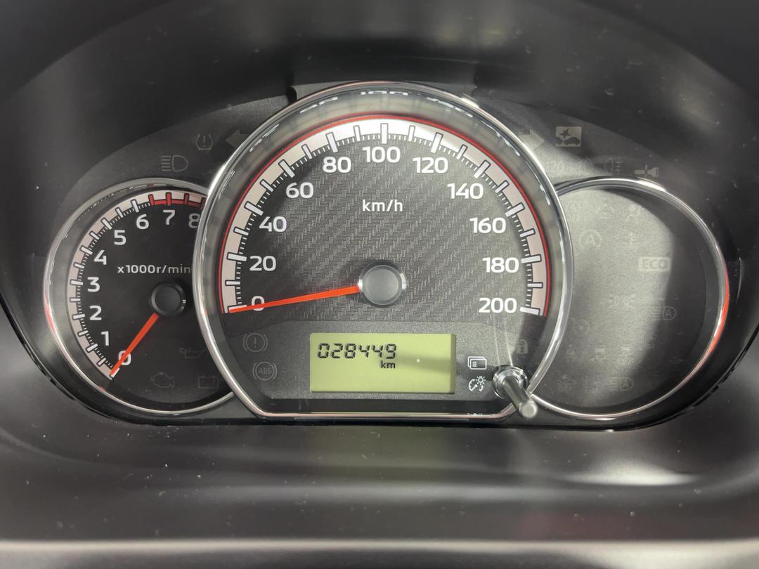 Photo '21' of Mitsubishi Mirage