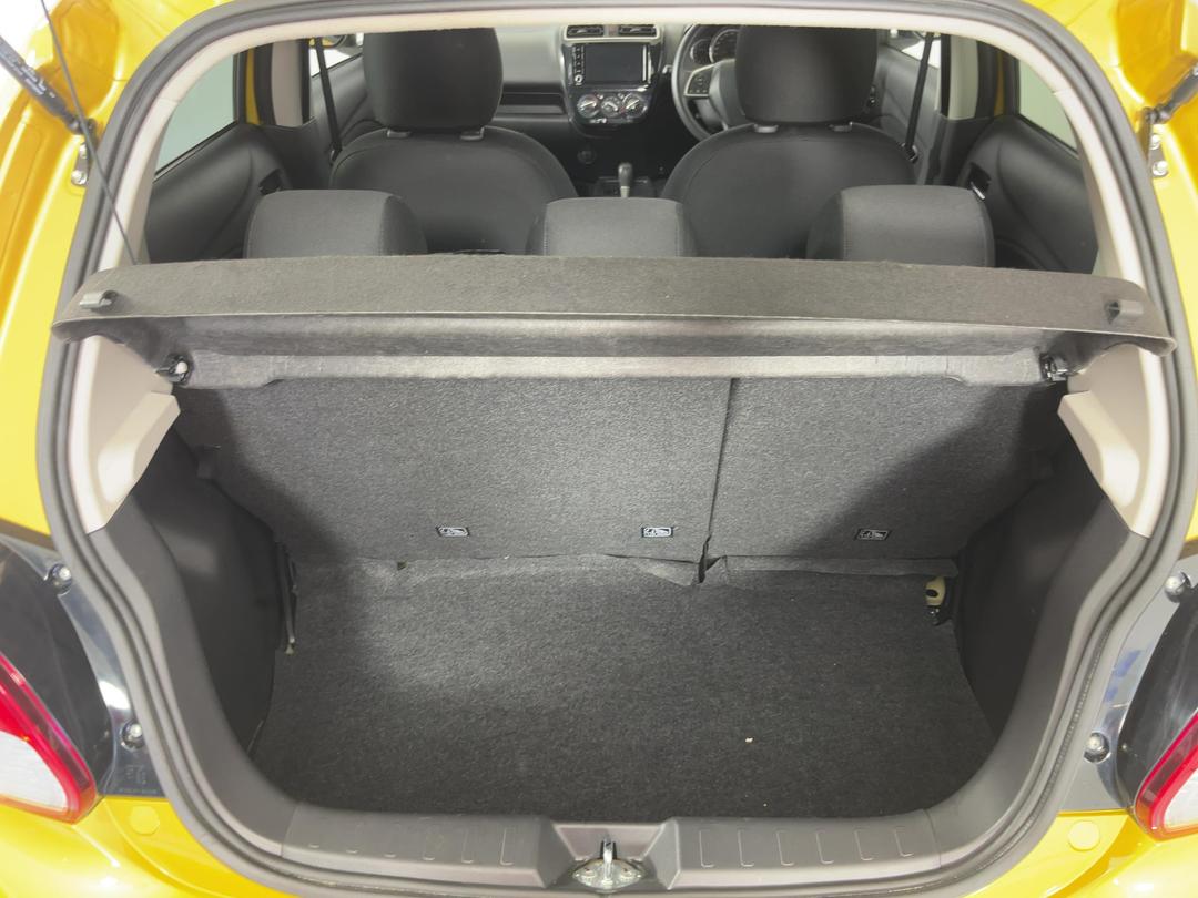 Photo '14' of Mitsubishi Mirage