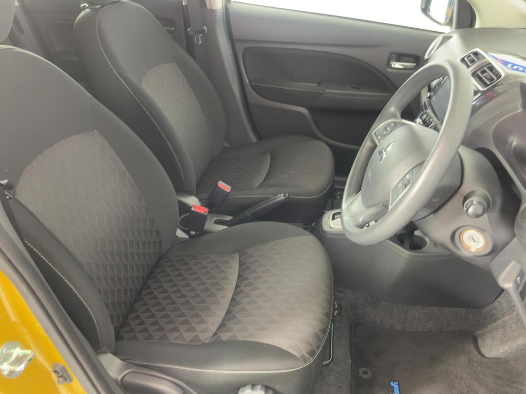 Photo '16' of Mitsubishi Mirage