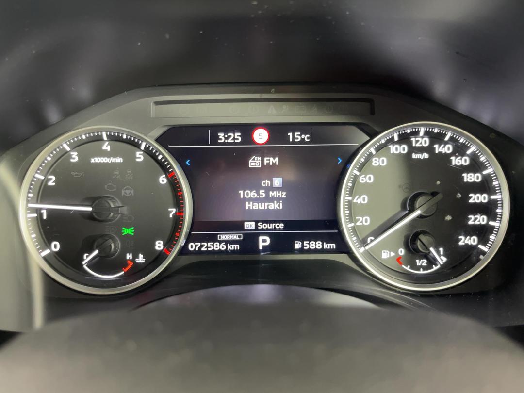 Photo '21' of Mitsubishi Outlander