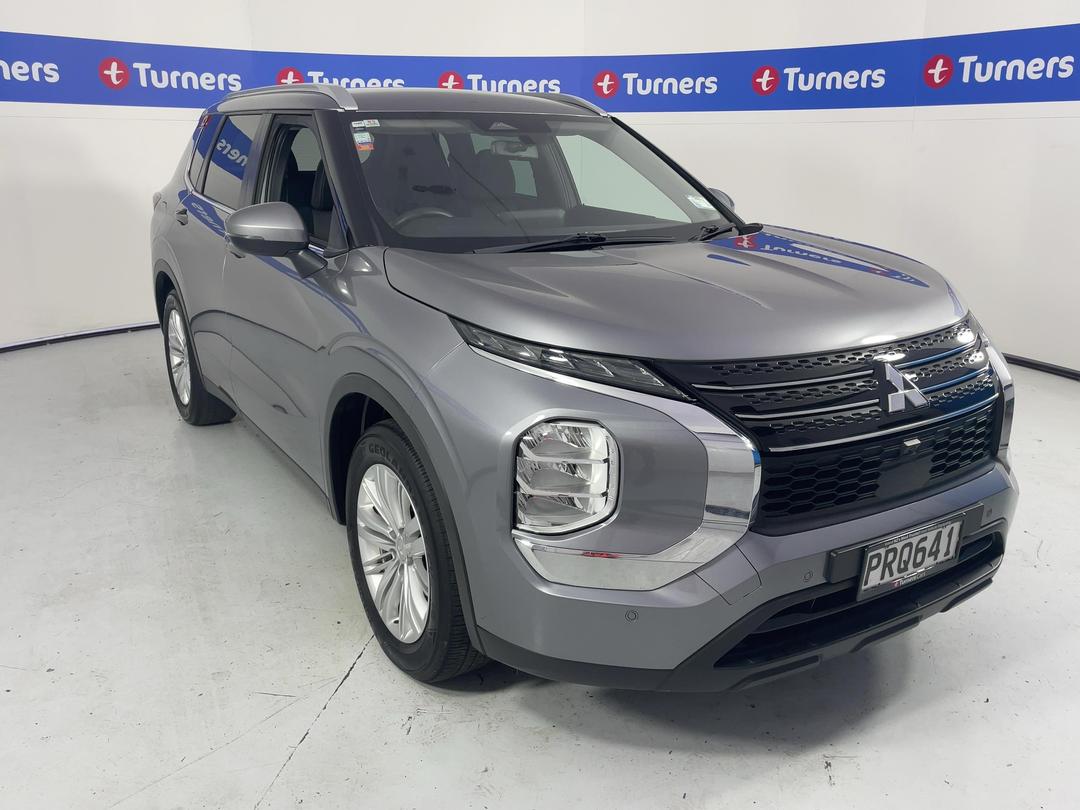 Photo '1' of Mitsubishi Outlander