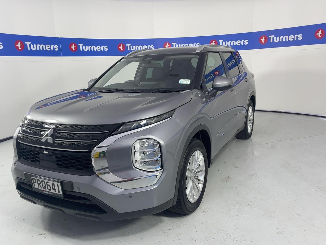 Photo '4' of Mitsubishi Outlander