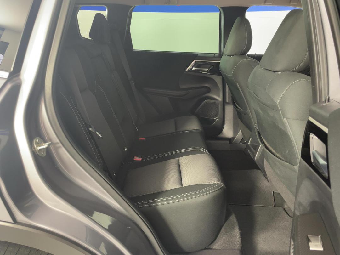 Photo '20' of Mitsubishi Outlander