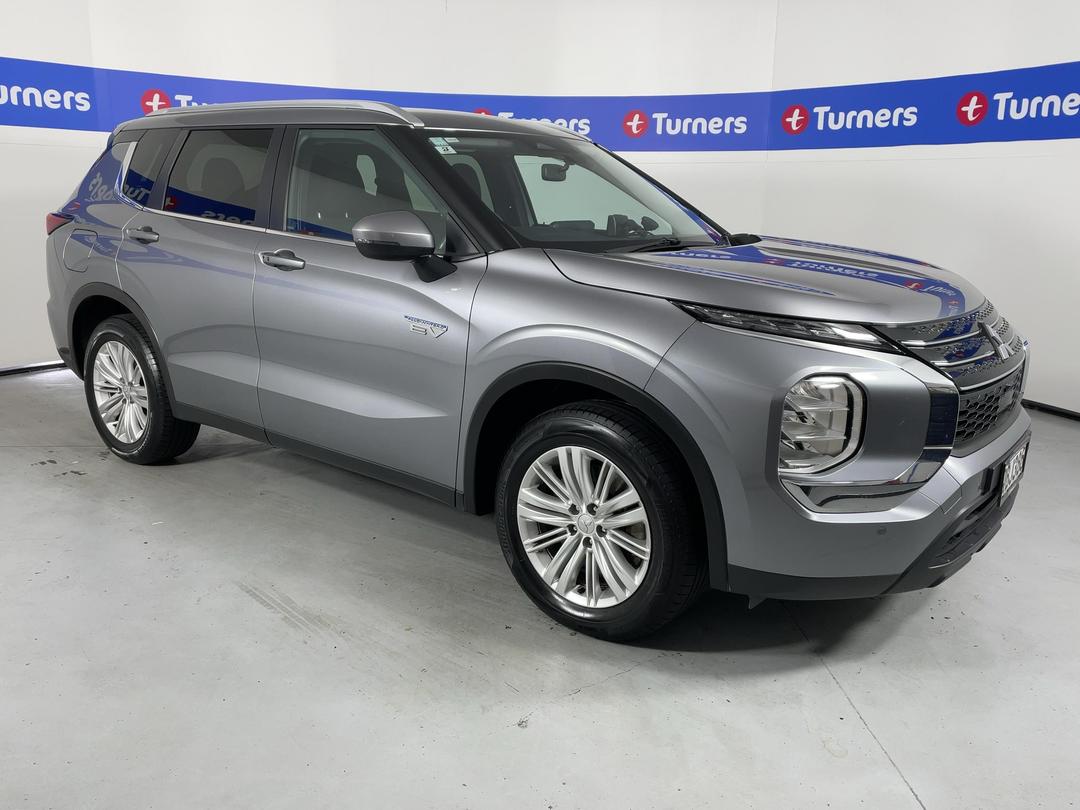 Photo '1' of Mitsubishi Outlander
