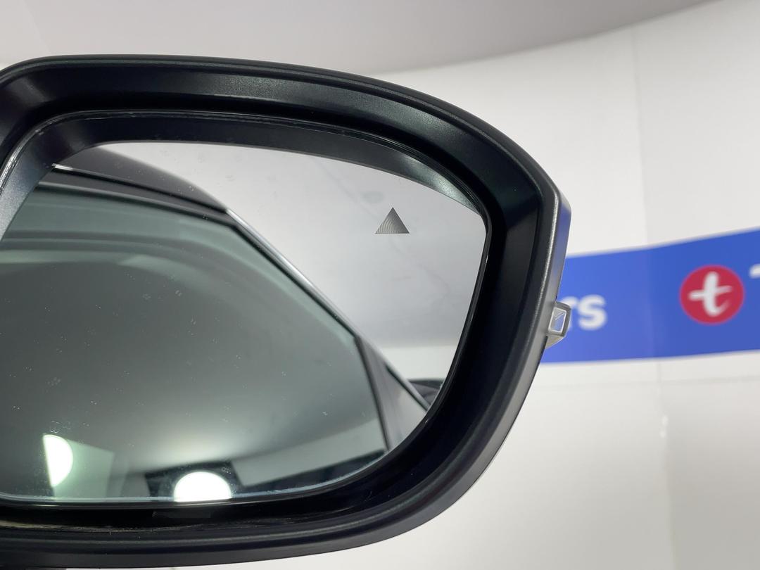 Photo '27' of Mitsubishi Outlander