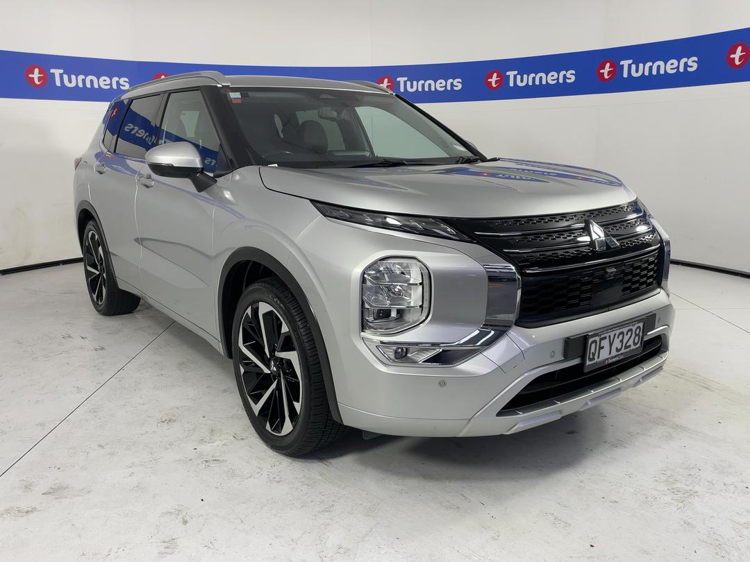 Photo '1' of Mitsubishi Outlander