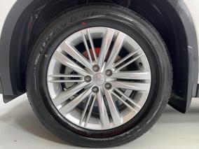 Photo '10' of Mitsubishi Outlander