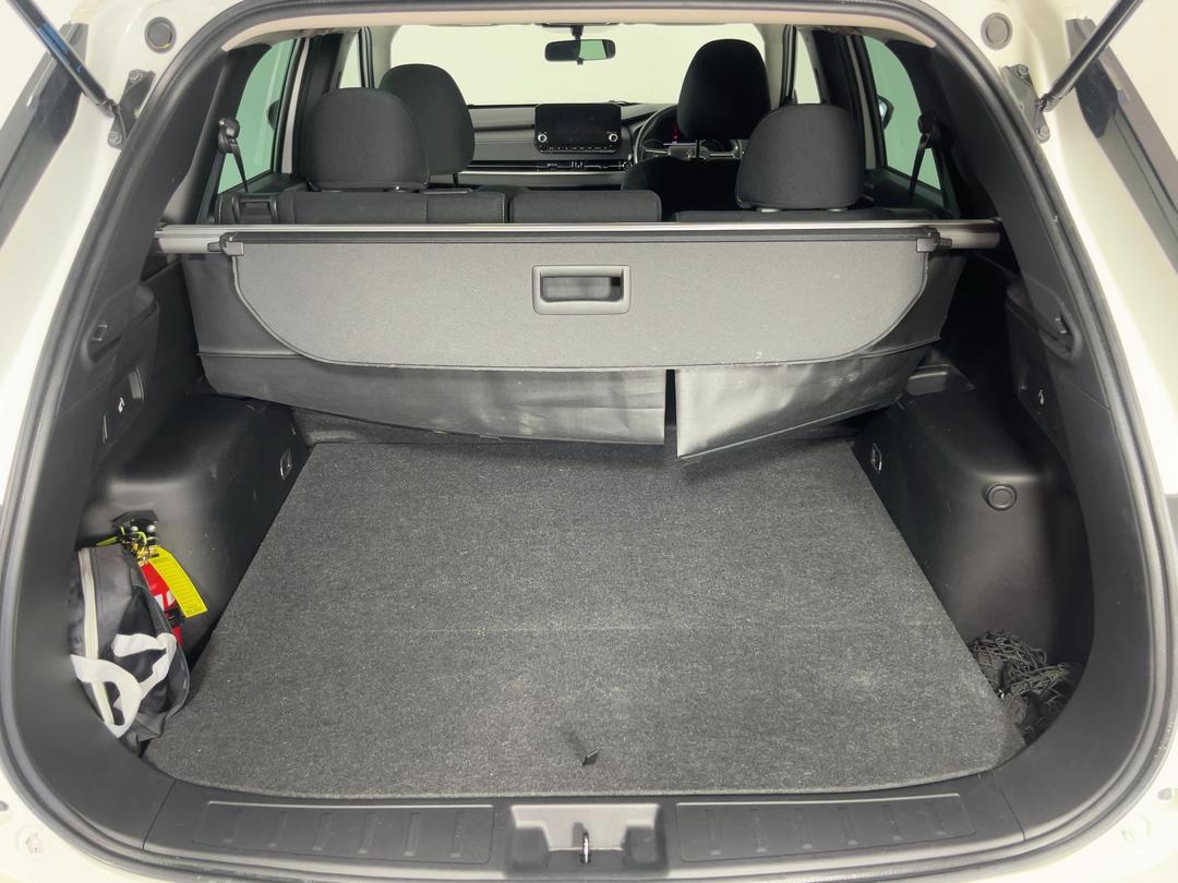 Photo '14' of Mitsubishi Outlander