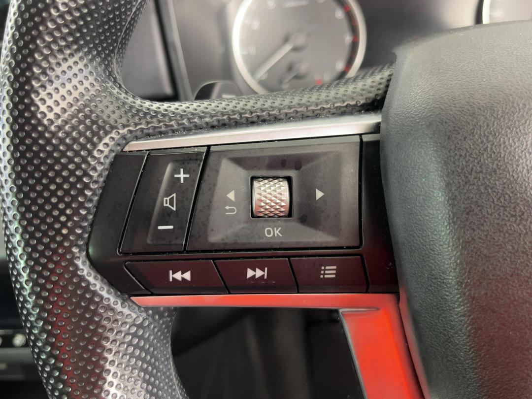Photo '25' of Mitsubishi Outlander