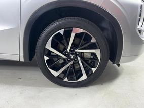 Photo '9' of Mitsubishi Outlander