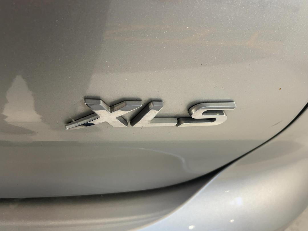 Photo '36' of Mitsubishi Outlander