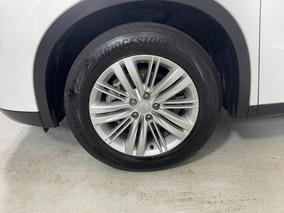 Photo '10' of Mitsubishi Outlander