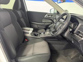 Photo '16' of Mitsubishi Outlander