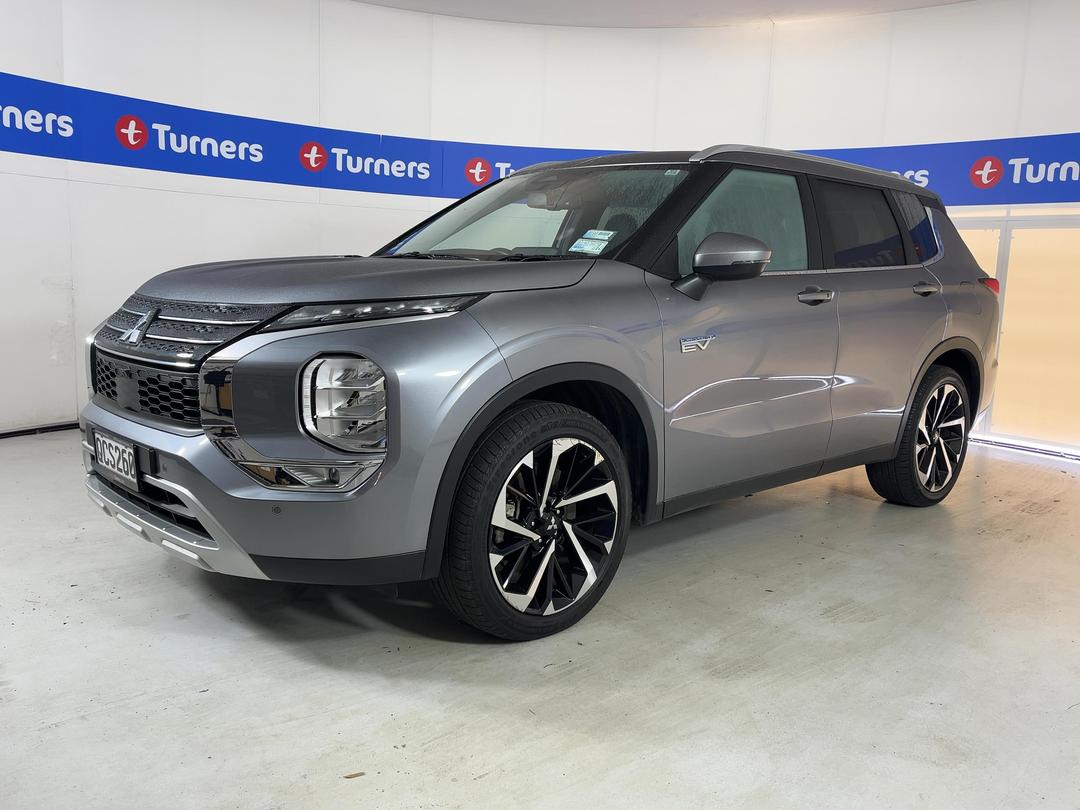 Photo '4' of Mitsubishi Outlander