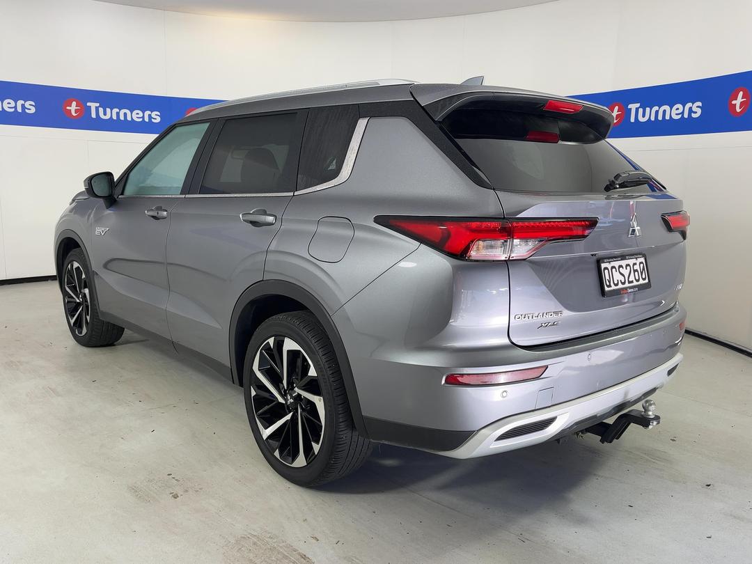 Photo '5' of Mitsubishi Outlander