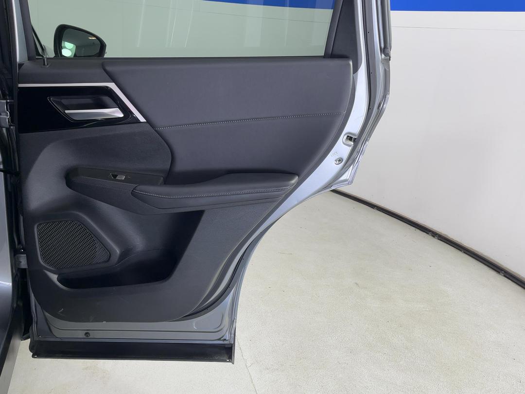 Photo '19' of Mitsubishi Outlander