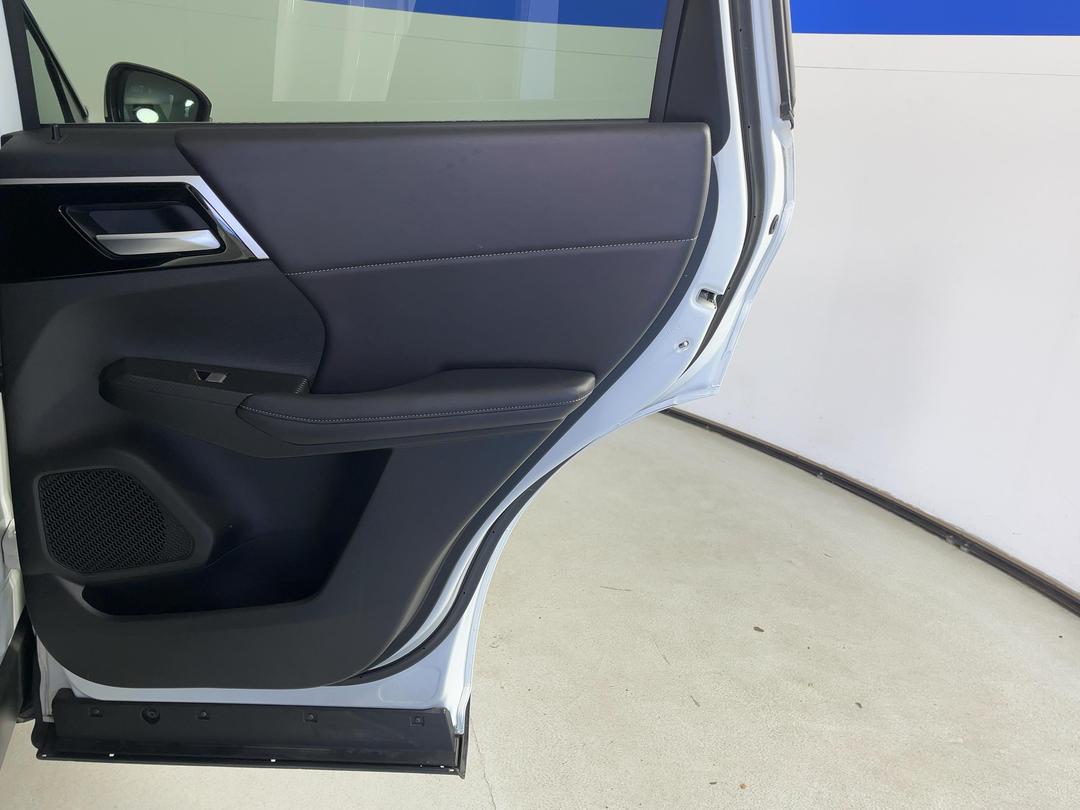 Photo '19' of Mitsubishi Outlander