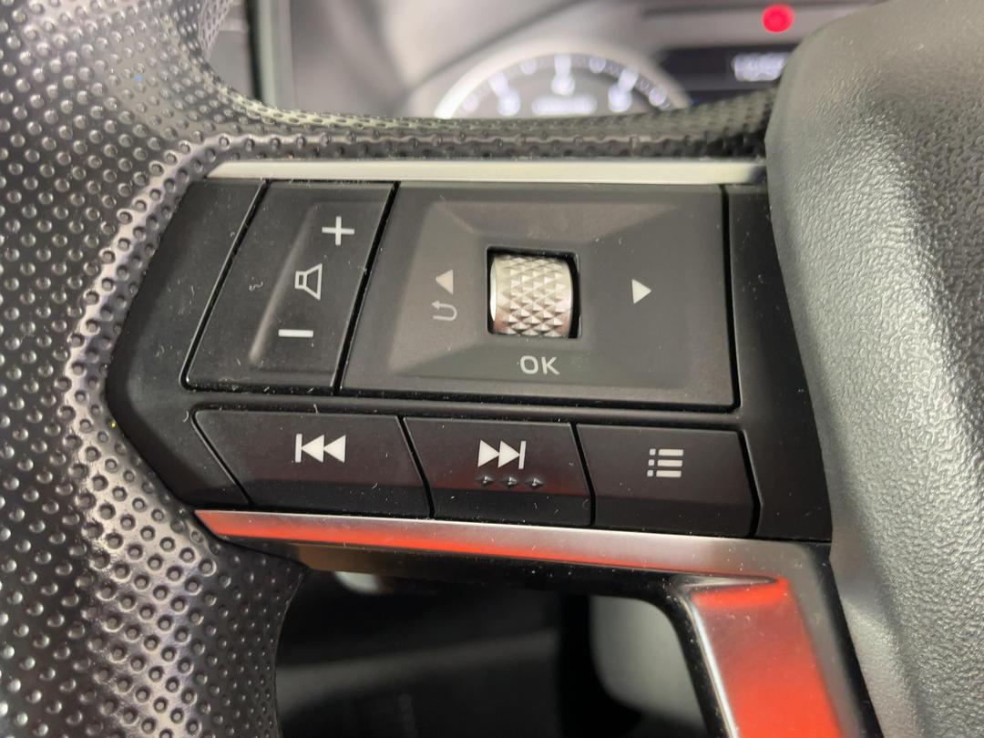 Photo '23' of Mitsubishi Outlander