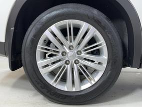 Photo '12' of Mitsubishi Outlander