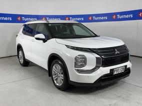 Image of 2023 Mitsubishi Outlander LS 4WD