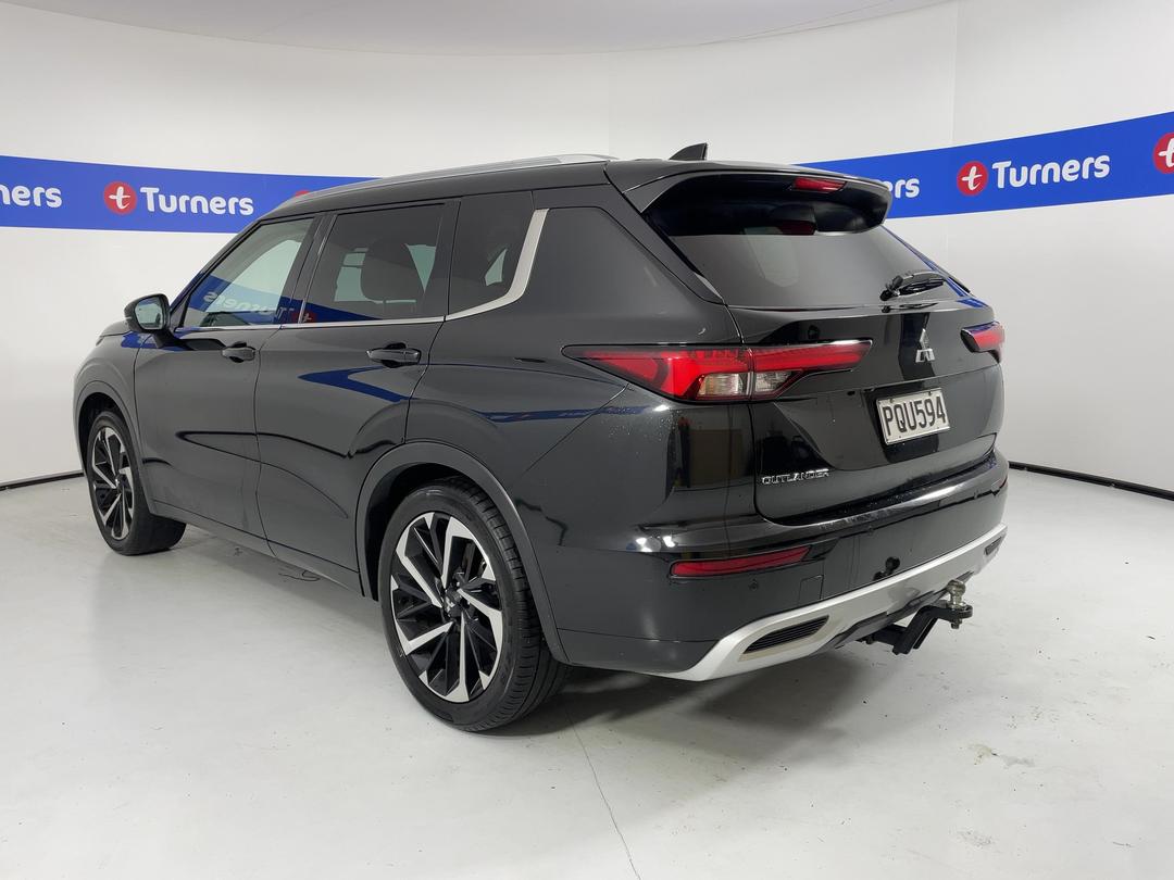 Photo '5' of Mitsubishi Outlander