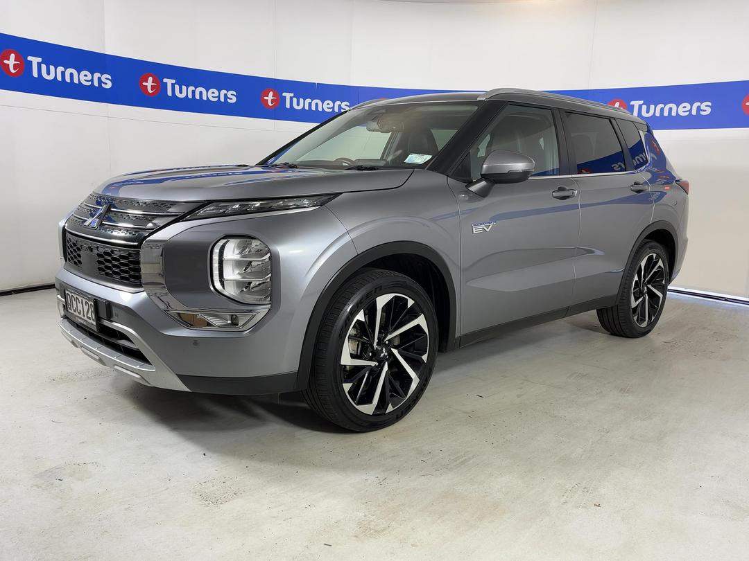 Photo '4' of Mitsubishi Outlander