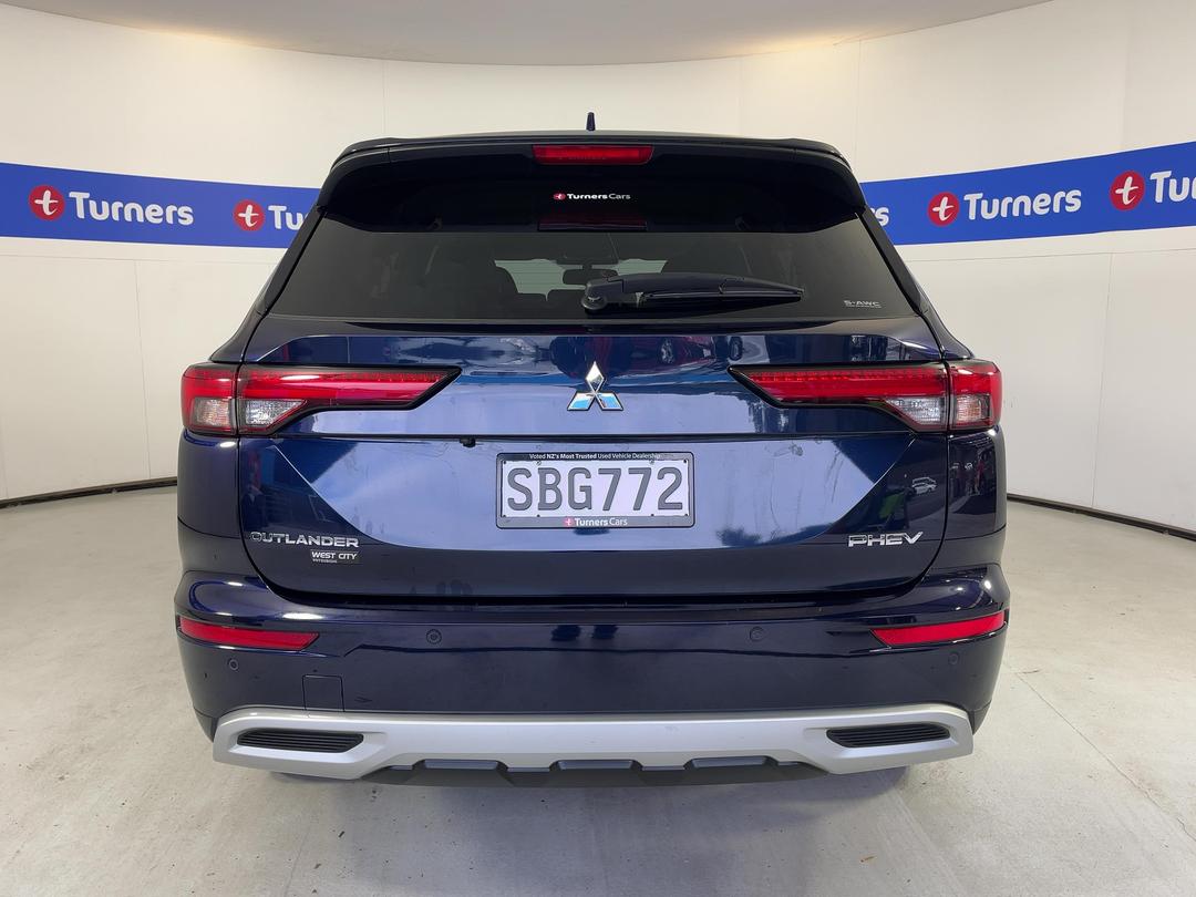 Photo '6' of Mitsubishi Outlander