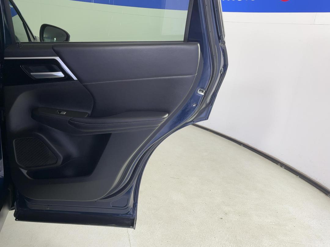 Photo '19' of Mitsubishi Outlander