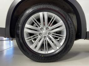 Photo '12' of Mitsubishi Outlander