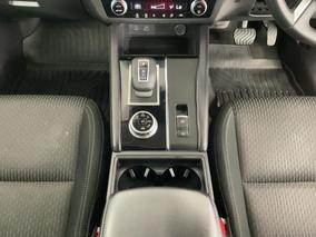 Photo '18' of Mitsubishi Outlander