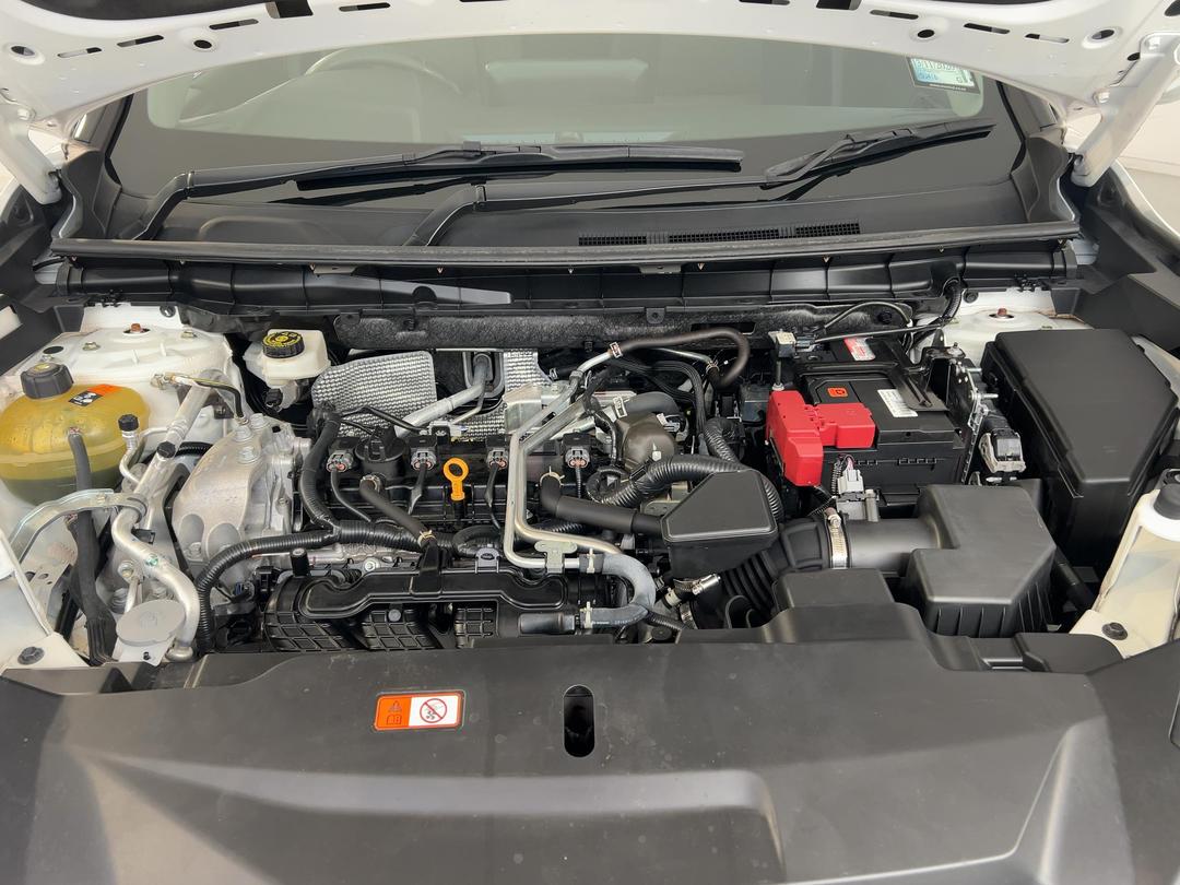 Photo '13' of Mitsubishi Outlander