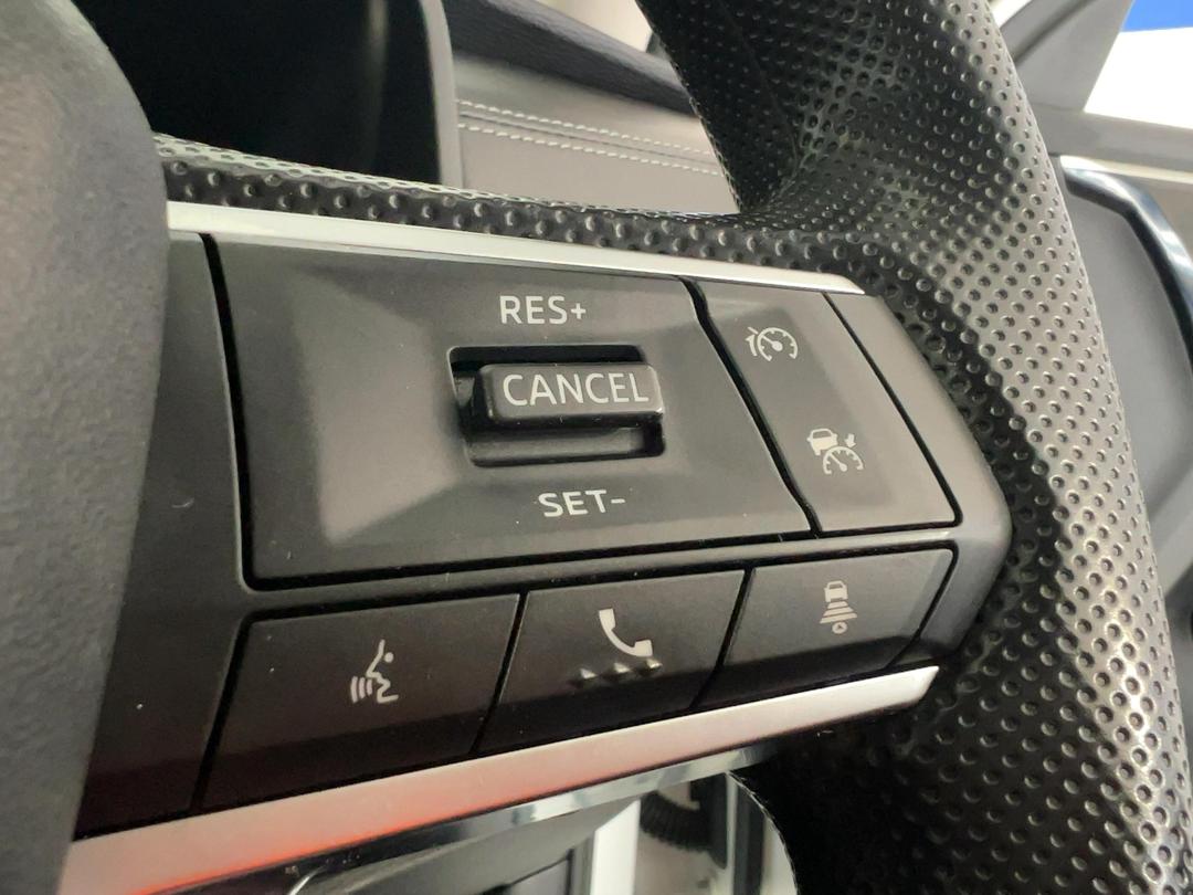 Photo '25' of Mitsubishi Outlander