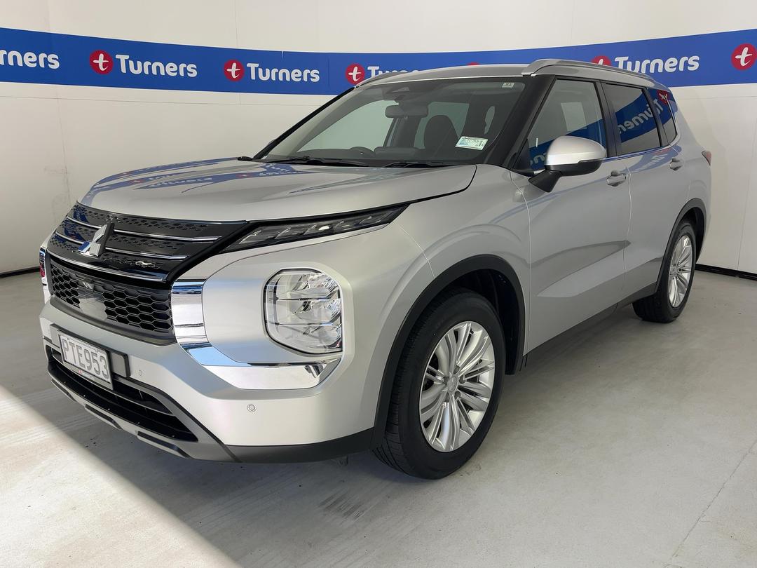 Photo '4' of Mitsubishi Outlander