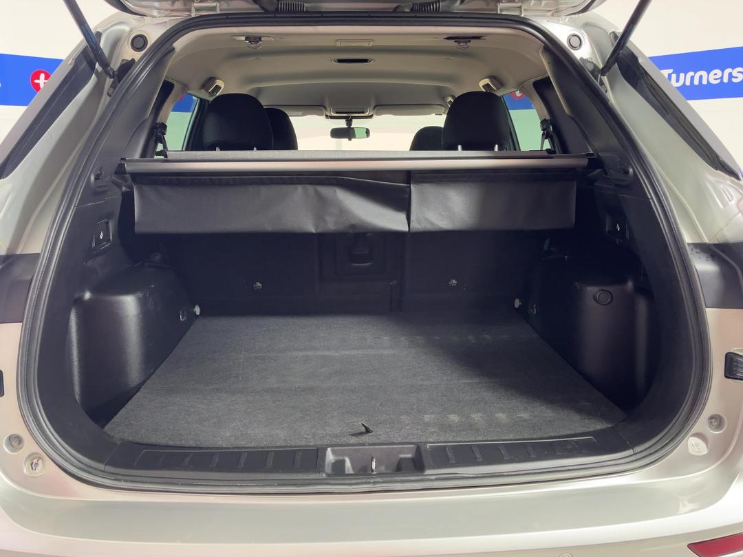 Photo '14' of Mitsubishi Outlander