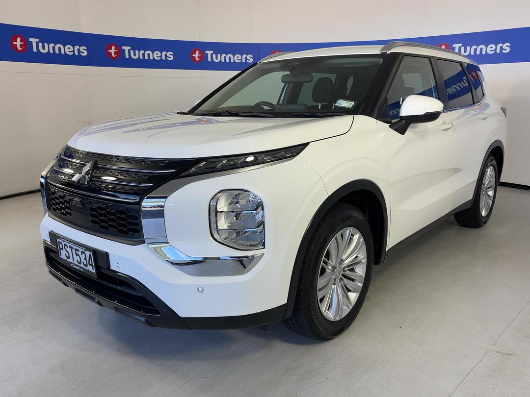 Photo '4' of Mitsubishi Outlander