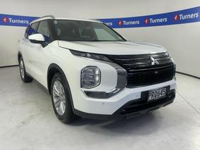 Photo '1' of Mitsubishi Outlander