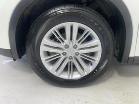 Photo '10' of Mitsubishi Outlander