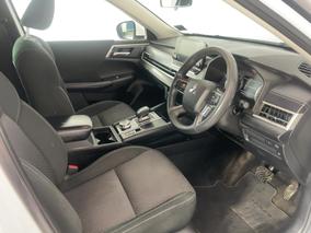 Photo '16' of Mitsubishi Outlander