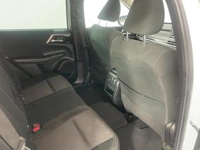 Photo '20' of Mitsubishi Outlander