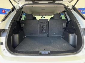 Photo '14' of Mitsubishi Outlander